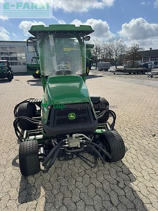 Cosechadora de Cereal - John Deere - 8700 a
