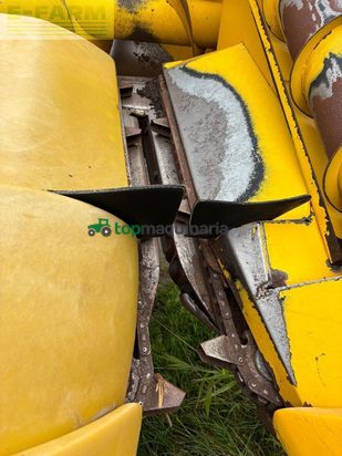 Cabezal - New Holland - maispflücker 875 w