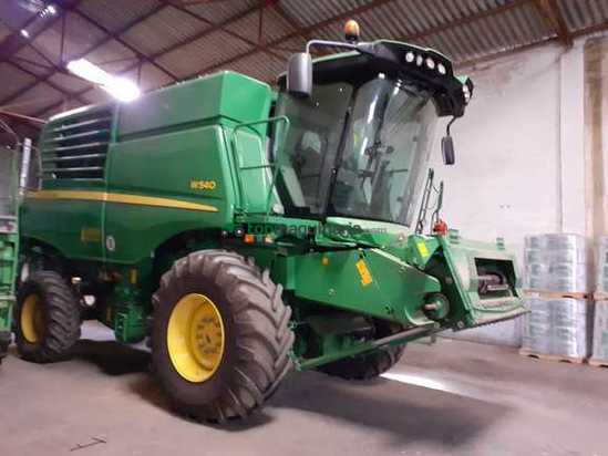 Cosechadora de Cereal - John Deere - W540
