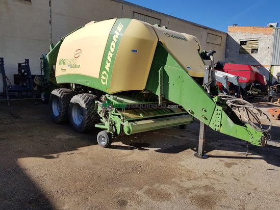 Empacadora gigant - Krone - 1290 HDP