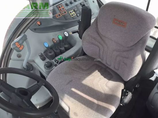 Tractor agrícola - Valtra - n 123