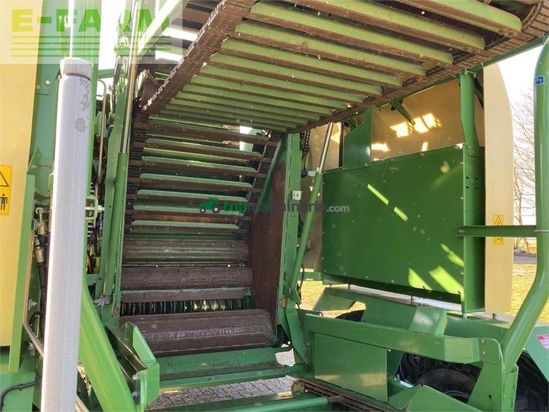 Empacadora gigant - Krone - comprima cv 150 xc