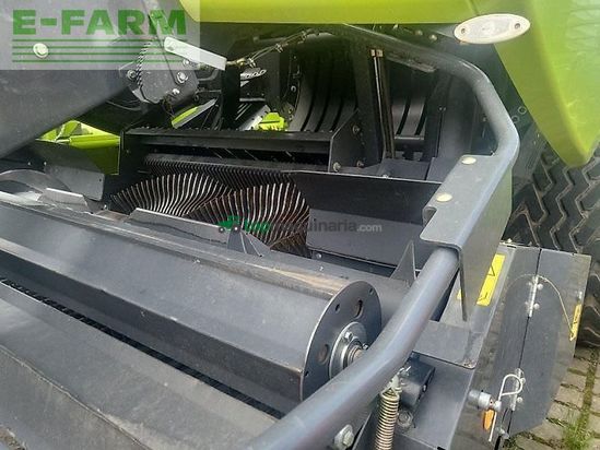 Empacadora gigant - Claas - quadrant 5300 rc t