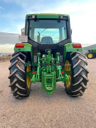 Tractor agrícola - John Deere - 6110