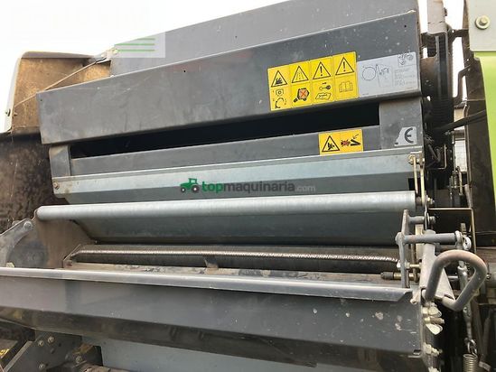 Empacadora gigant - Claas - variant 360 rc