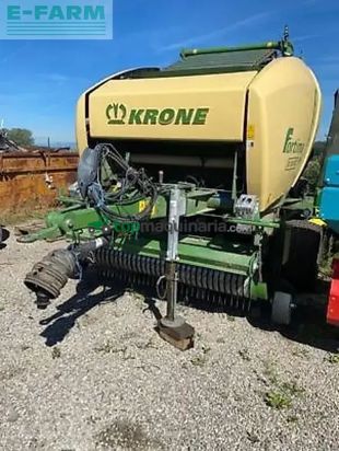 Empacadora gigant - Krone - fortima v1800mc
