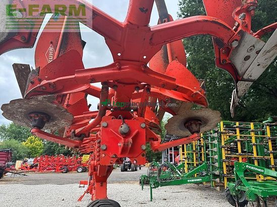 Arado - Kuhn - vari-leader 8 nsh