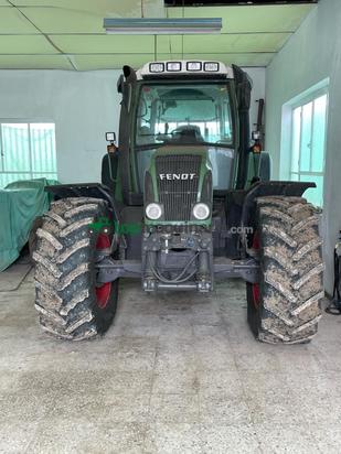 Tractor agrícola - Fendt  714