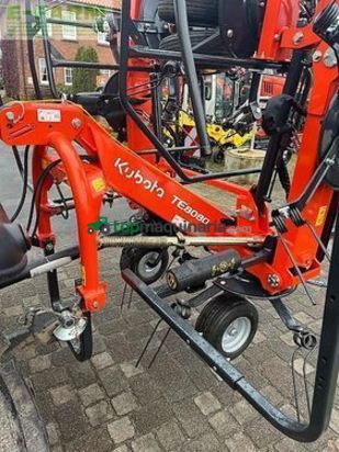 Henificador - Kubota - te8080