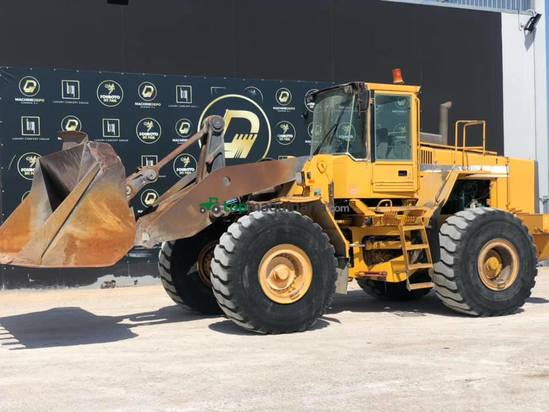 Pala cargadora VOLVO L180C