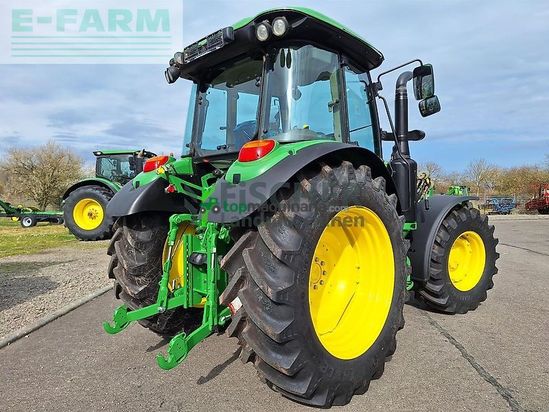 Tractor agrícola - John Deere - 5100m