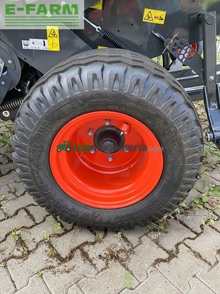 Empacadora gigant - Claas - variant 560 rc pro - neu