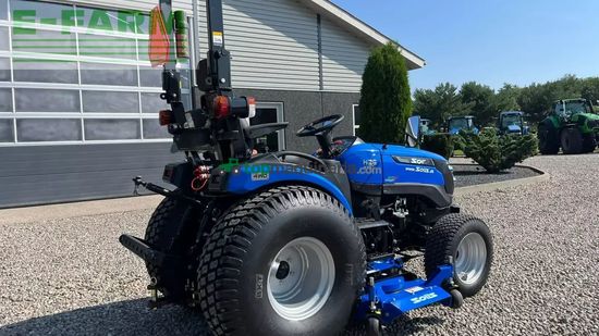 Tractor agrícola - Solis - 26 hst hydrostat turf hjul og klipperbord