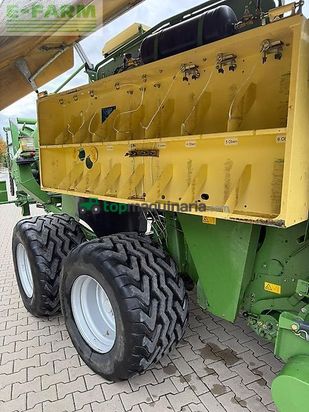 Empacadora gigant - Krone - 1270 xc