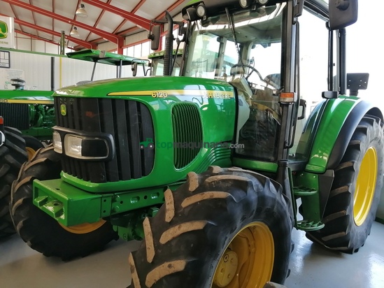 Tractor agrícola - John Deere - 6120 PREMIUM