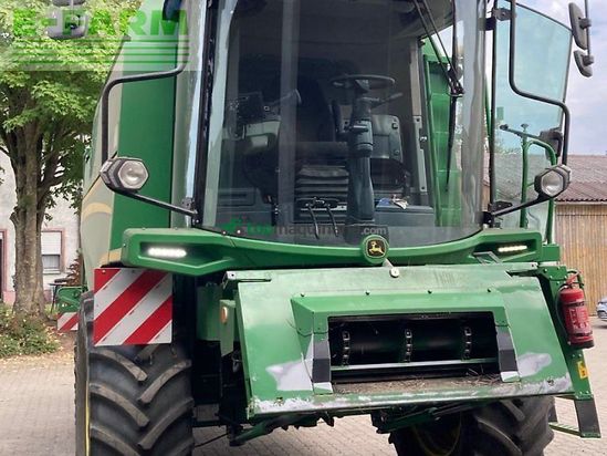 Cosechadora de Cereal - John Deere - w 330