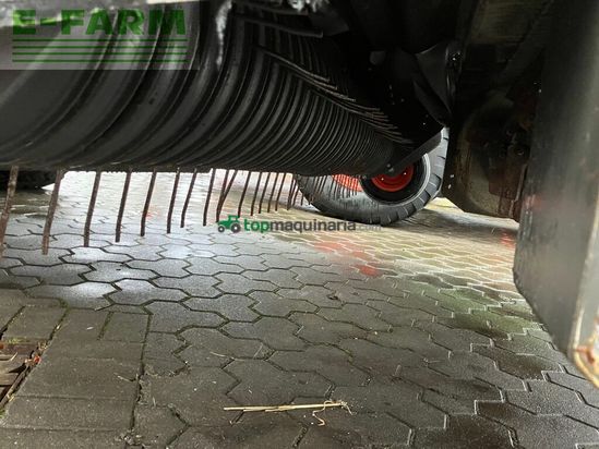 Empacadora gigant - Claas - quadrant 5300 fc + krassort sc 180