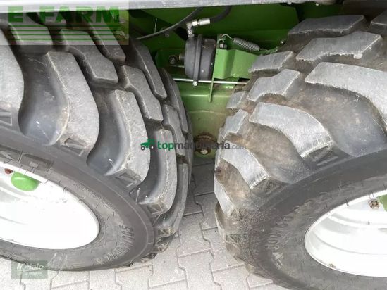 Empacadora gigant - Krone - cf 155 xc plus