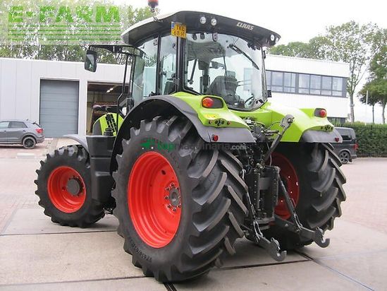 Tractor agrícola - Claas - arion 620