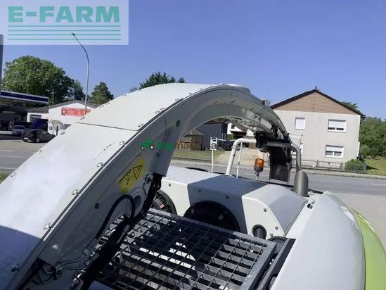 Cosechadora de Cereal - Claas - jaguar 930 + pu 30