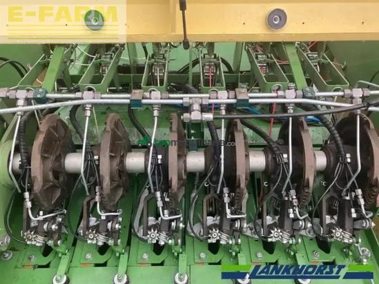 Empacadora gigant - Krone - big pack 1270 vc mb