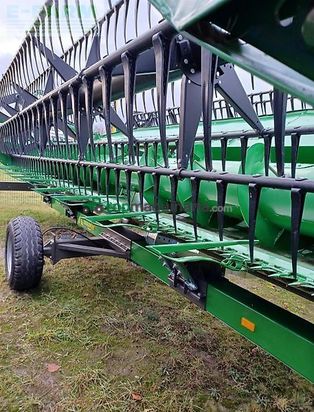 Cosechadora de Cereal - John Deere - t550 hm