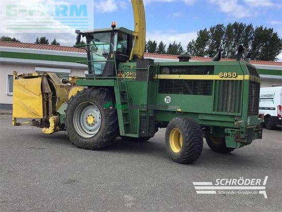 Cosechadora de Cereal - John Deere - 6850 + champion 4500 + pickup