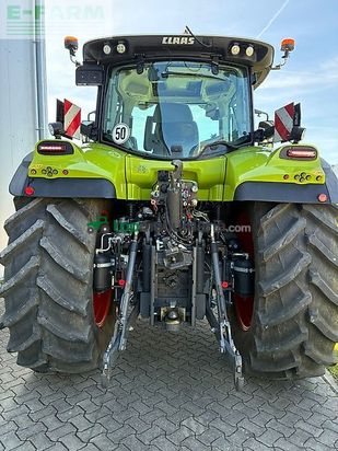 Tractor agrícola - Claas - arion 660 cmatic