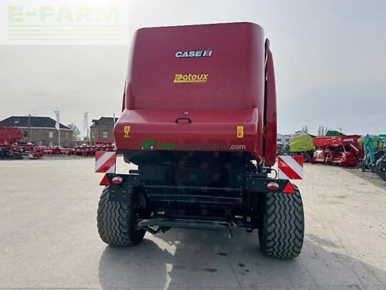 Empacadora gigant - Case IH - rb465