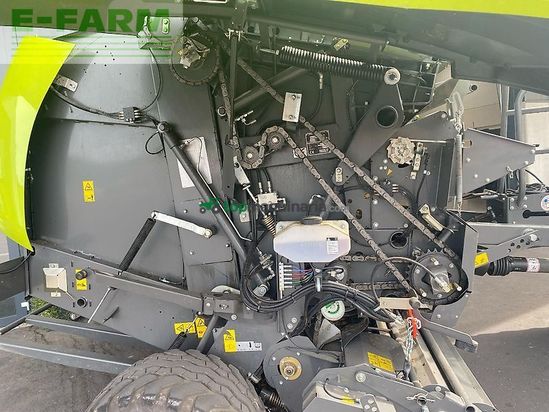 Empacadora gigant - Claas - variant 485 rc aus 1 hand