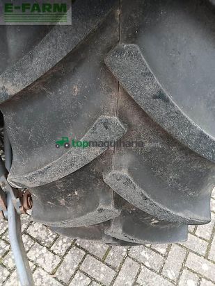 Tractor agrícola - Massey Ferguson - 5610 dyna-4