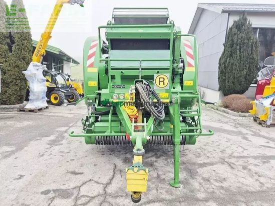 Empacadora gigant - McHale - fusion vario press-wickelkombination