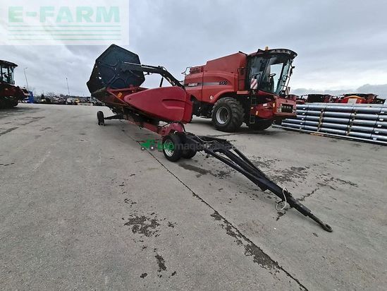 Cosechadora de Cereal - Case IH - 6130