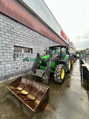 Tractor agrícola - John Deere - 6115 MC con pala