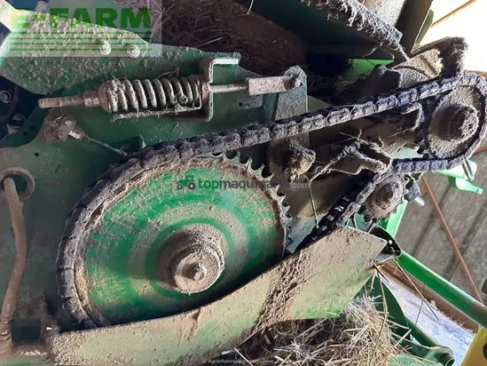 Empacadora gigant - John Deere - v461m