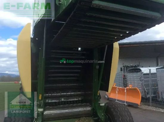 Empacadora gigant - Krone - comprima v 150 xc