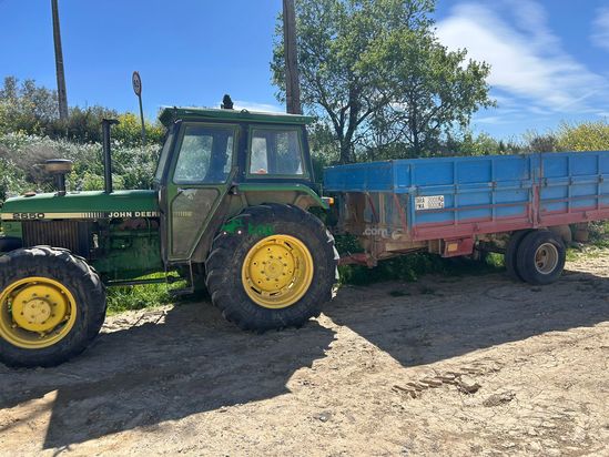Tractor agrícola - John Deere - 2650 y Remolque 7000 kgs