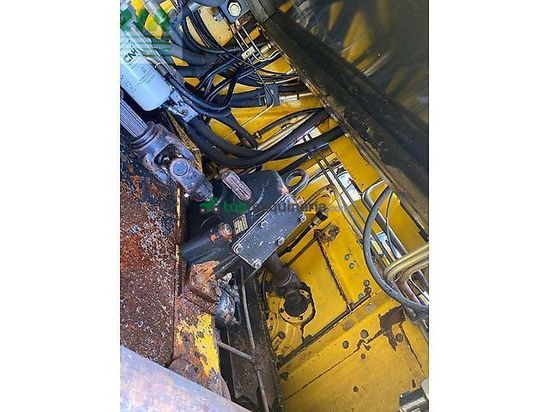 Cosechadora de Cereal - New Holland - fx 60