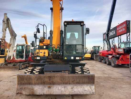 Excavadora HYUNDAI HW180