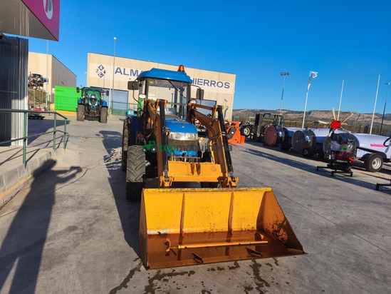 Tractor agrícola - New Holland - TD4040F CABINA CON PALA