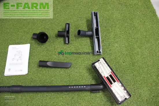 Riego -  - play 1/27