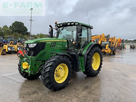 Tractor agrícola - John Deere - 6215r tractor (st24210)
