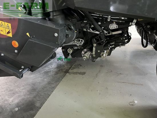 Empacadora gigant - Claas - quadrant 5200 fc