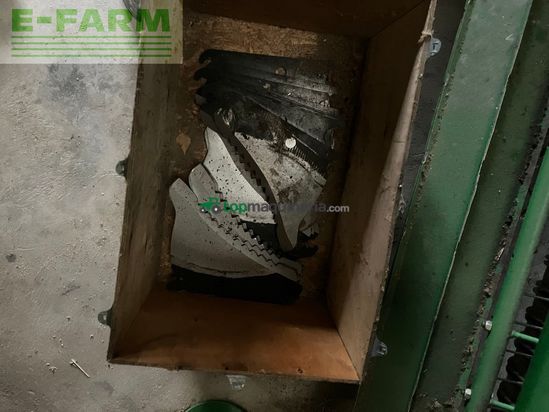 Empacadora gigant - John Deere - 864