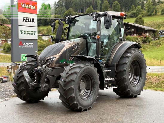 Tractor agrícola - Valtra - g125 ea bronzemetallic