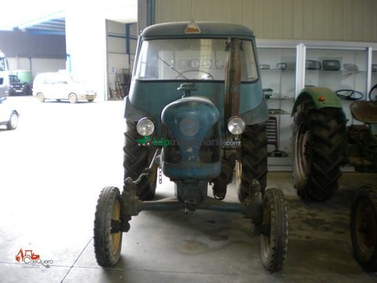 Tractor antiguo LANZ D 3016