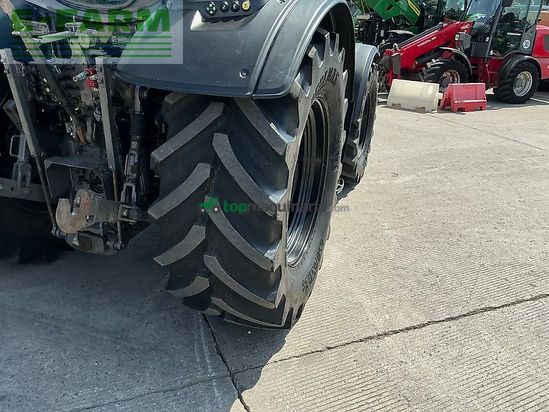 Tractor agrícola - Valtra - n174 unlimited tractor (st27280)