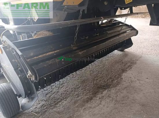 Empacadora gigant - New Holland - br7070 crop cutter