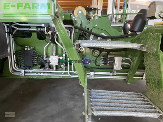 Empacadora gigant - Krone - comprima cv 150 xc