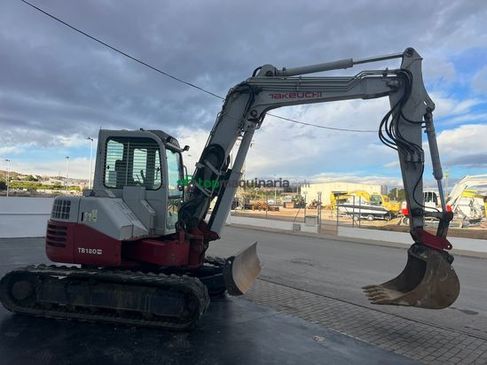 Excavadora - TB 180 FR